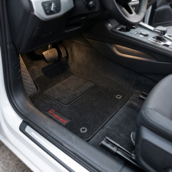 Tapis sur-mesure
